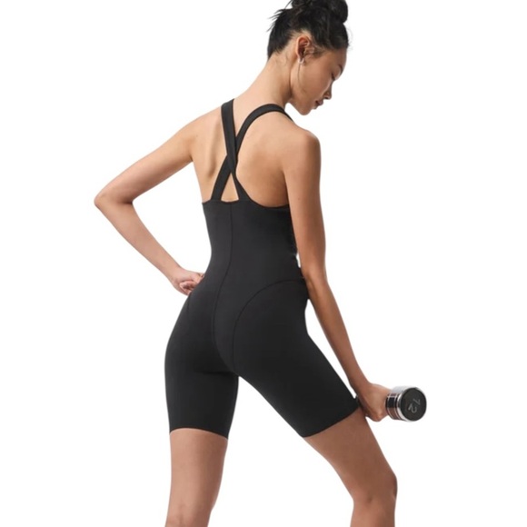 ALO Airbrush Real Onesie - Picture 5 of 8